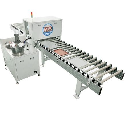 Machine de pulvérisation de colle pour panneau sandwich isolant