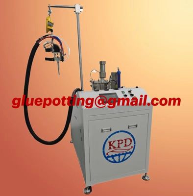 La machine automatique de remplissage de résine époxy et la machine de mélange de résine fonctionnent en tandem pour fournir un remplissage et un mélange efficaces de résine Aucun avis pour le moment