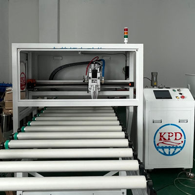 Machine de diffusion de colle PUR à panneau sandwich composite