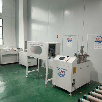 550 kg Poids 2 pièces de revêtement époxy diffusant machine de pulvérisation de pot pour panneau composite en aluminium