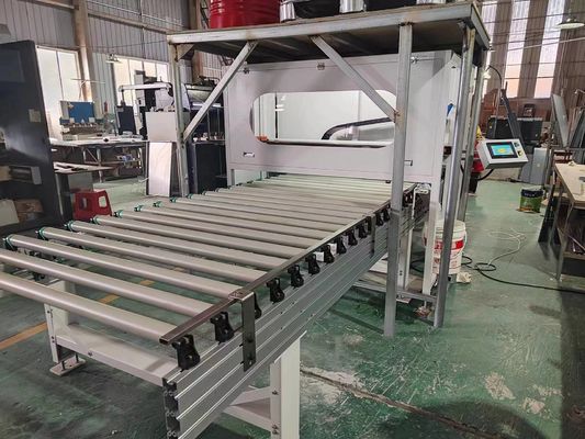 550 kg Poids 2 pièces de revêtement époxy diffusant machine de pulvérisation de pot pour panneau composite en aluminium