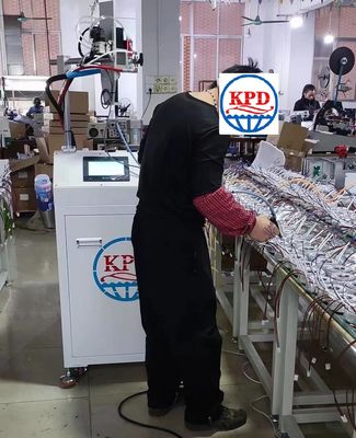 Appareil de distribution manuelle de colle Ab pour la mise en pot de pièces électroniques