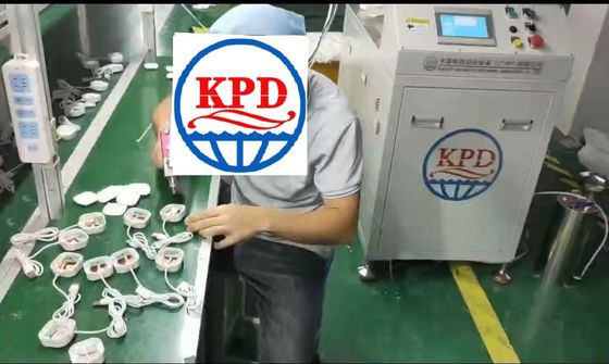 Machine de distribution d'adhésifs de polyuréthane 2K pour PCB
