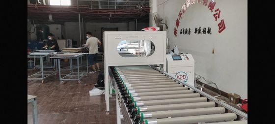 Machine de laminage de colle professionnelle pour panneau de nid d'abeille