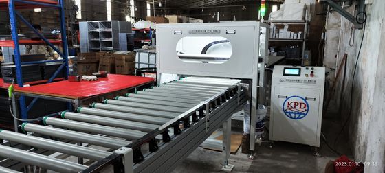 Pulvérisateur de colle en PU amchine pour armoire de salle de lavage
