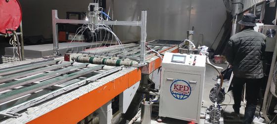 2k Machine de pulvérisation de résine époxy pour panneau de nid de miel Application rapide et précise
