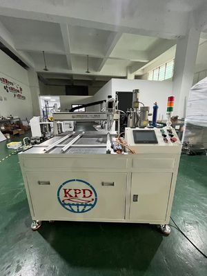 Équipement de coulée pour le collage du PCBA dans une ligne de production SMT