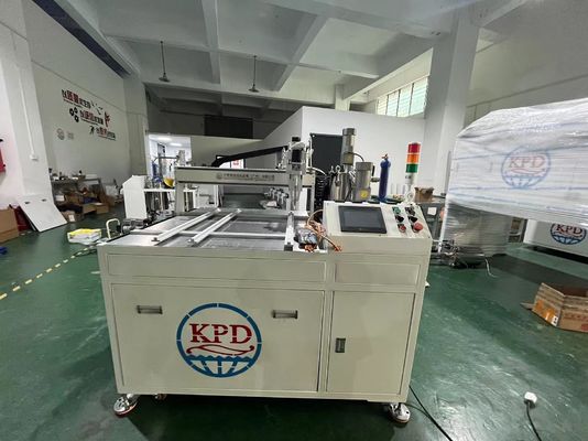 Équipement de coulée pour le collage du PCBA dans une ligne de production SMT