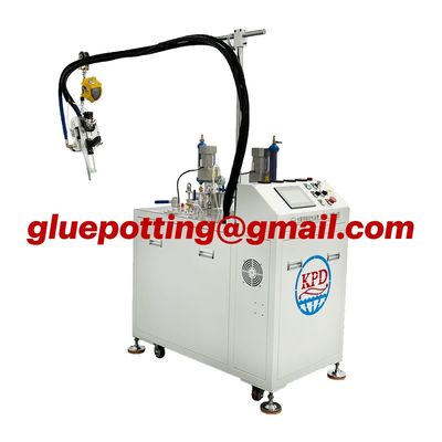 Machine de mesure de mélange et de distribution de résine PU Système de dosage dynamique de polyuréthane 2 composants Machine à résine époxy de silicone