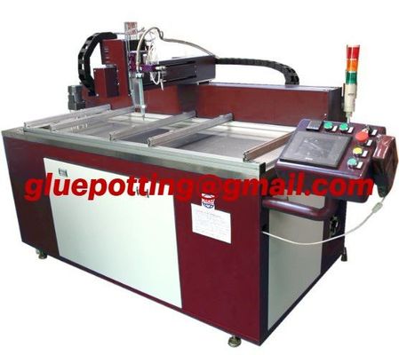 Machine à distribuer de la colle machine automatique de moulage par résine époxy machine à distribuer de la colle à trois axes